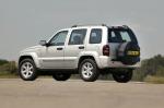 Jeep Cherokee 2002 года